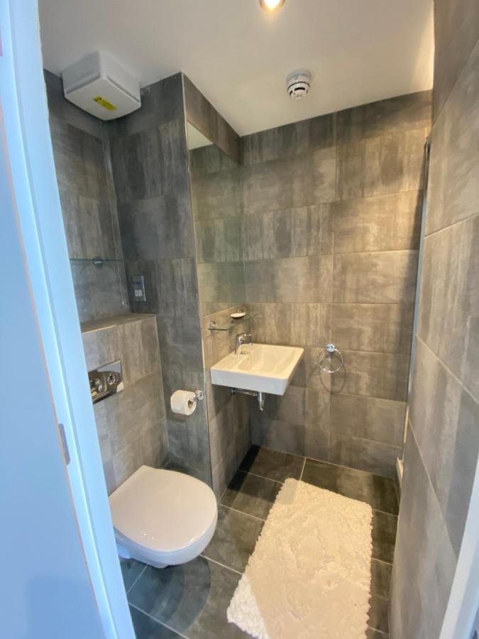 Eyre Square Galway Central Self Catering Exteriör bild